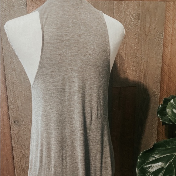 Gray Tank - Picture 3 of 4
